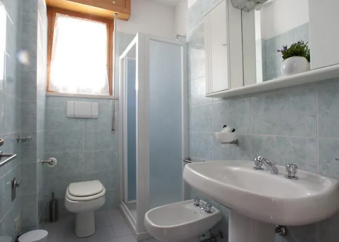 מלון דירות Health House דסנזאנו דל גארדה