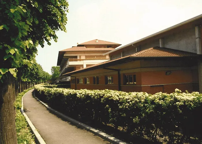 מלון דירות Health House דסנזאנו דל גארדה