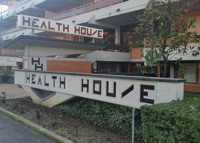 מלון דירות Health House דסנזאנו דל גארדה